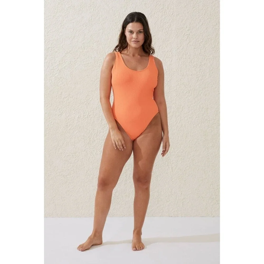 Scoop Back One Piece Cheeky pomelo‎ crinkle XL (48)